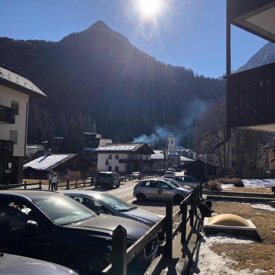 Ampio Monolocale In Centro Champoluc Leilighet Eksteriør bilde